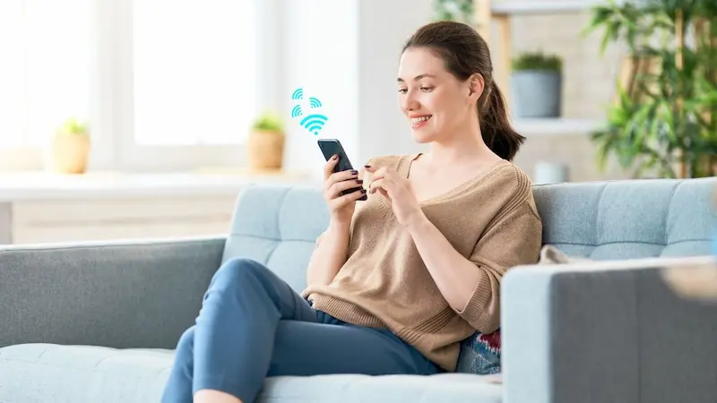 How Residents in HUD Housing Can Get Free Internet image